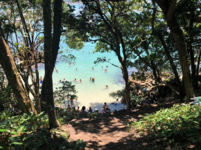 Praia de Bombinhas Res Solar das Bromélias